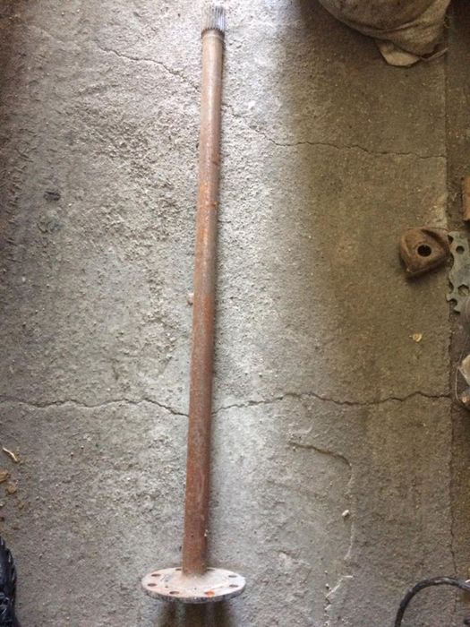 Продам полуось мерс 709