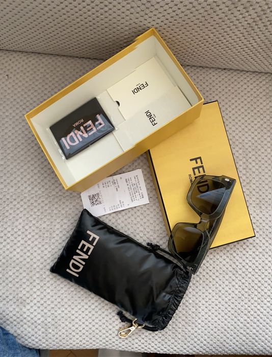 Fendi Слънчеви очила