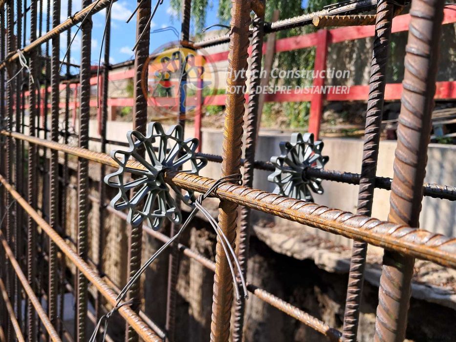 Distantieri armaturi tip Rozeta