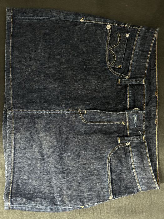 Fusta Levi’s noua nepurtata