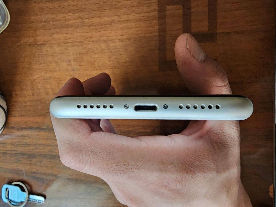 iPhone 11 64 sotiladi