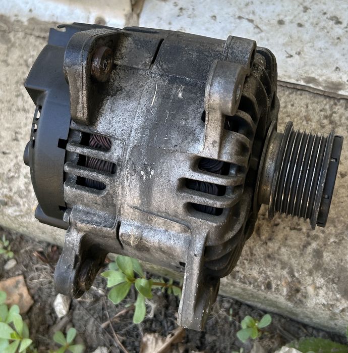 Генератор за Audi a3 8p 2.0 BKD