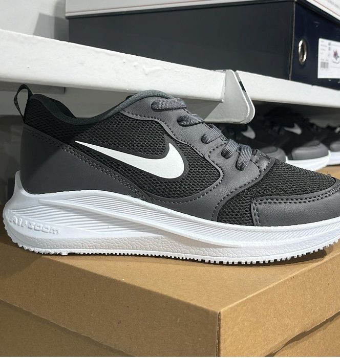 Adidasi dama și bărbați