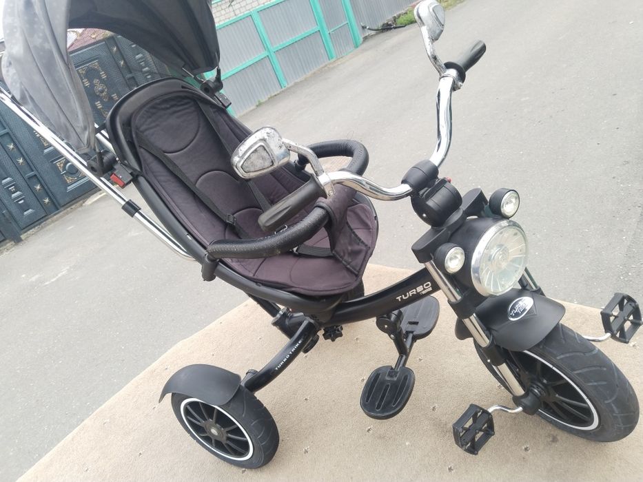 Трёхколёсный велосипед