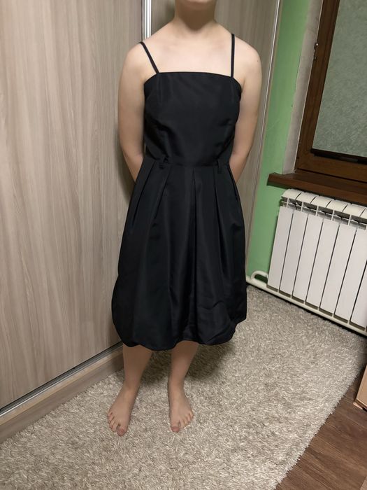 Продам платья, хорошего качаства!