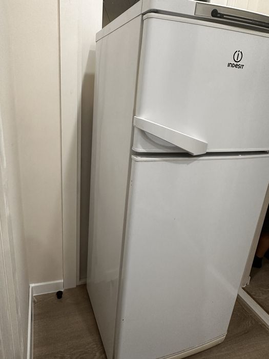 Холодильник рабочий дешево