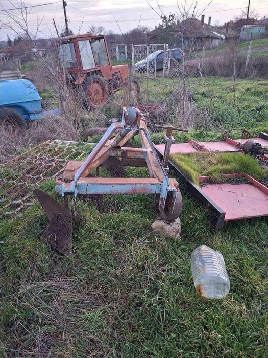 Плуг за трактор до 30 к.с.