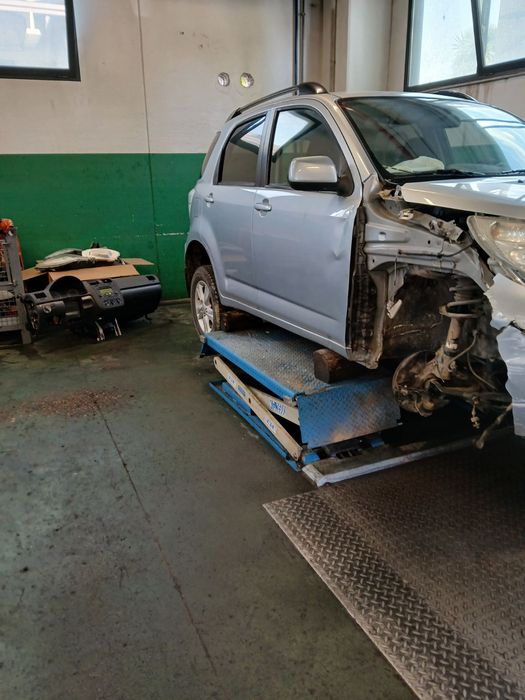 terios 1.5 2010 териос 1.5 2010