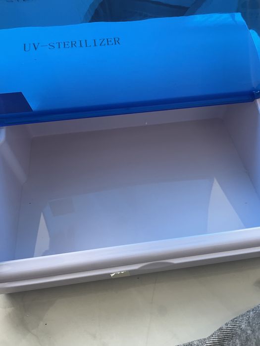 УФ стерилизатор для маникюра