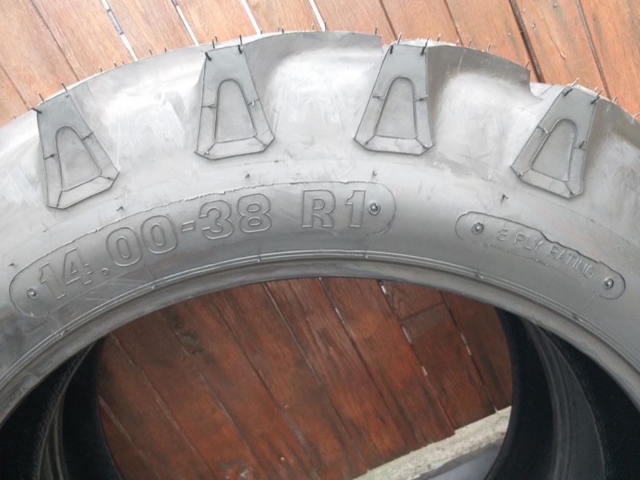 cauciucuri tractor U650 romanesc 14.00-38 BKT 8PR cu garantie 2 ani