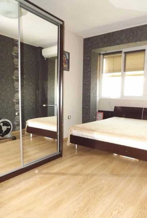 Продава се Тристаен апартамент в София, Толстой - 90 кв.м за 1887 €/кв.м - Снимка #5