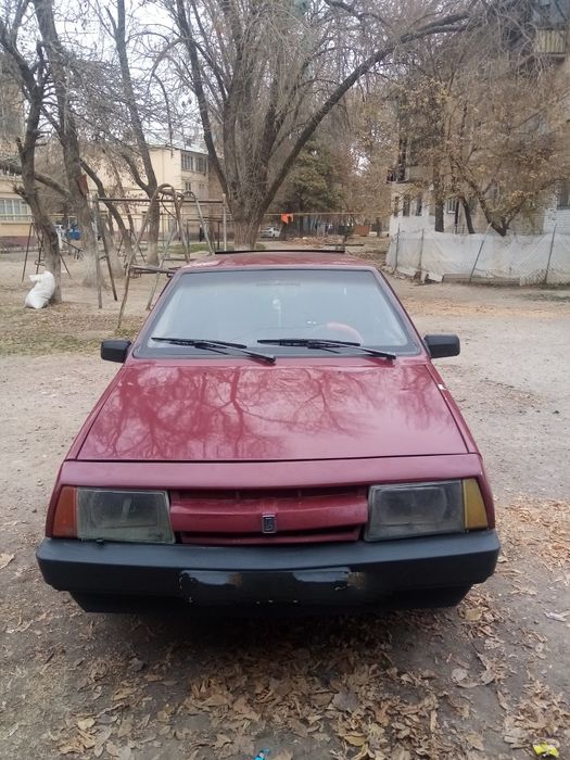 Vaz  2109 sotiladi