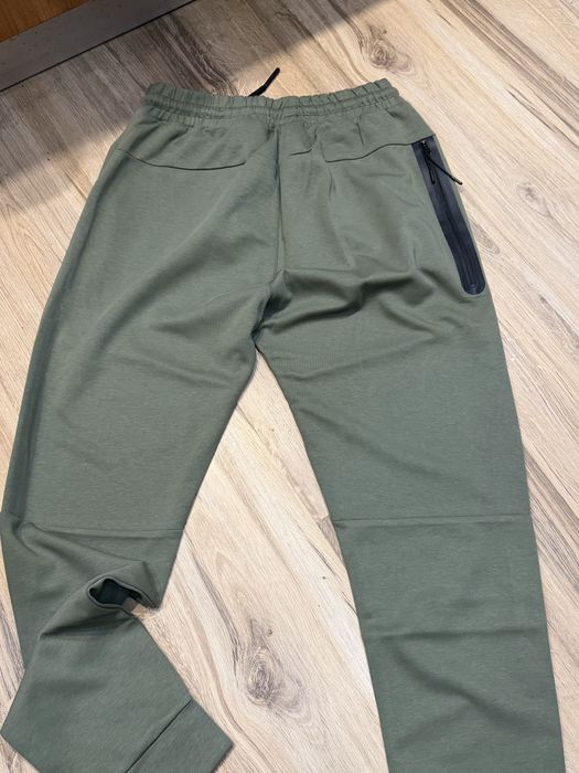 Мъжко ново спортно долнище Nike - Dri-Fit,зелено! Lн