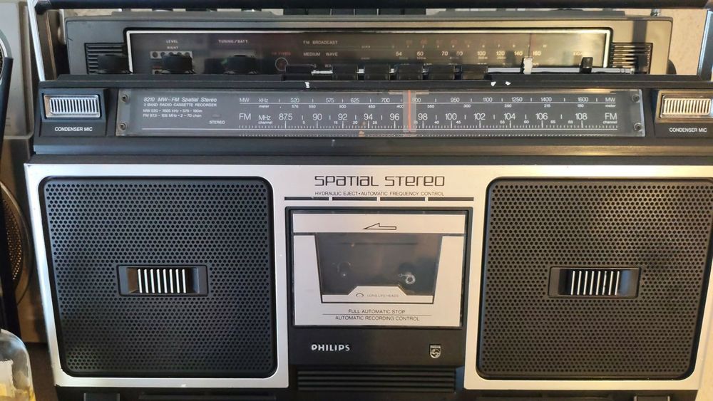 Radio casetofoane de colecție