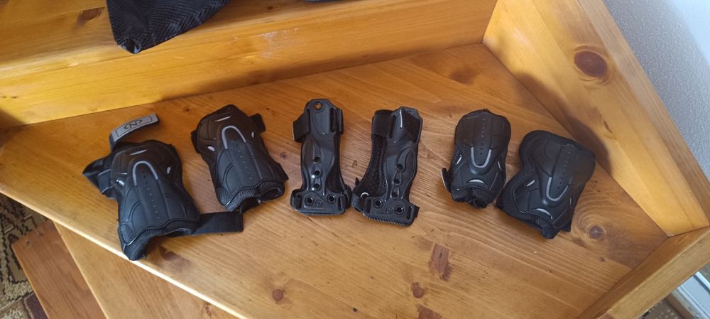 Apărătorii mărimea S 50-60 kg < 170cm