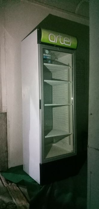 Muzlatgich artel  srochno sotiladi