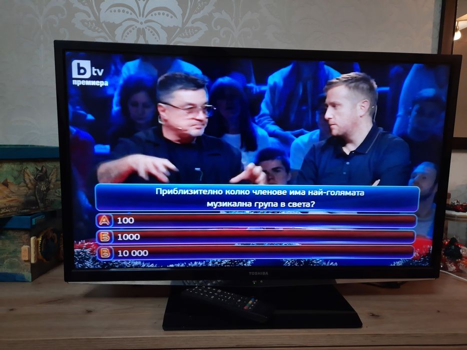 Продавам тв TOSHIBA 32 инча