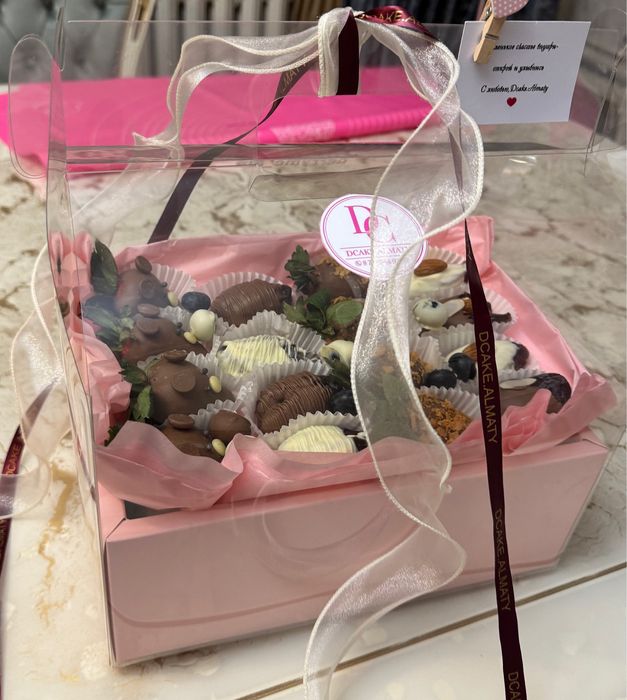 Клубника в шоколаде Алматы