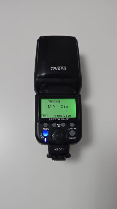 Blitz Triopo Speedlight TR-980c Nikon