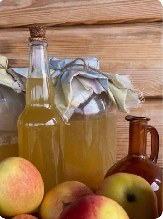 Олма сиркаси сотилади. 1 литр 120 минг сўм