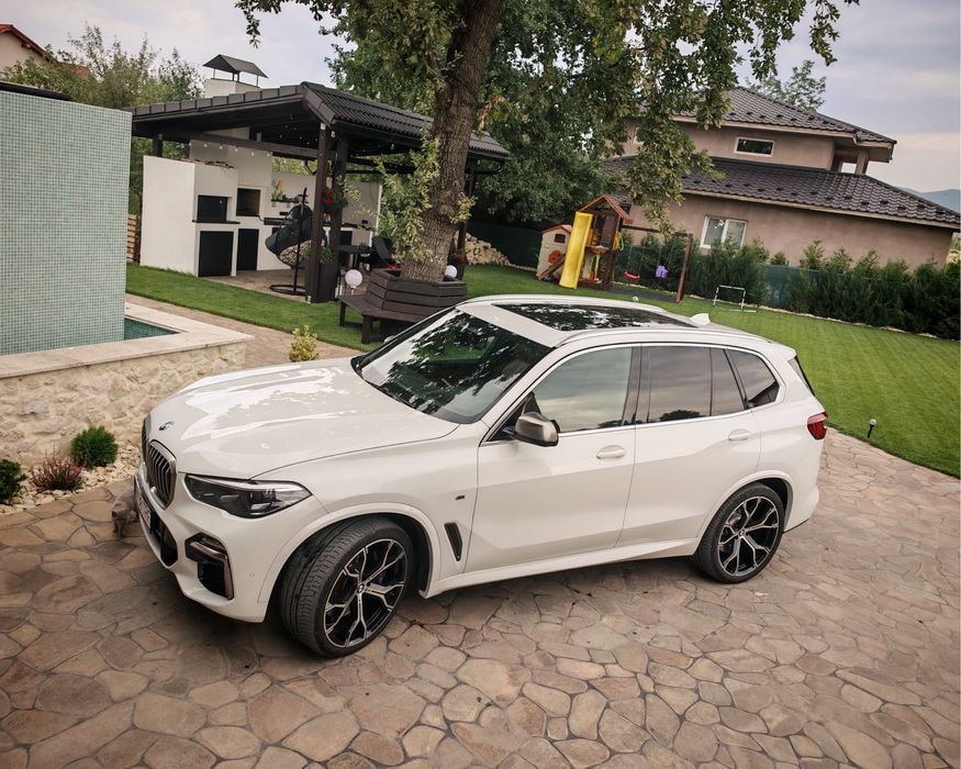 Bmw x5  m50d  /Sky Lounge/Individual/400cp