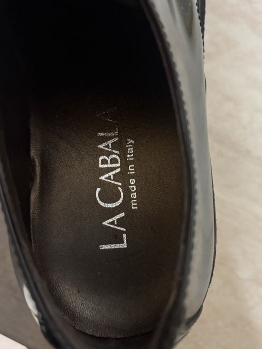 Vand pantofi la cabala