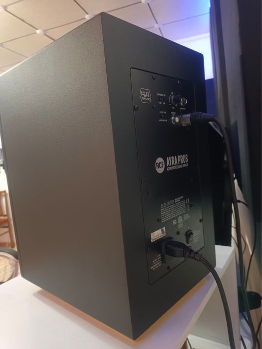 Студийные мониторы RCF Ayra Pro 8 (пара)