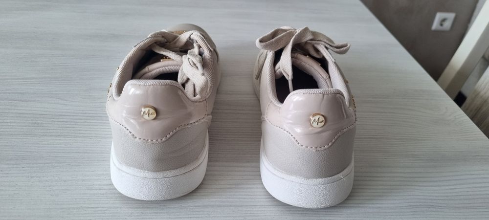 Кожени кецове Mexx