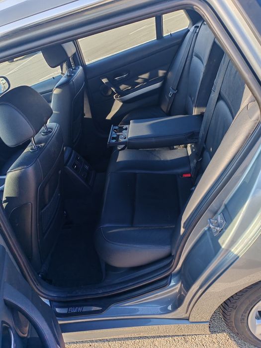 Bmw 318i 2011 automat stare impecabila