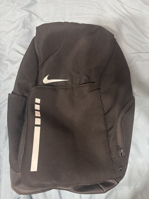 Продам рюкзак nike elite
