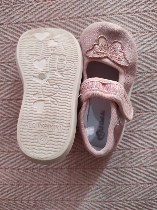 Бебешки обувки LC Waikiki за момиче, размер 21
