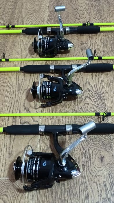SET 3 Lansete FIBRA PLINA 2.40m WIND BLADE + 3 Mulinete SAIMINO X6000