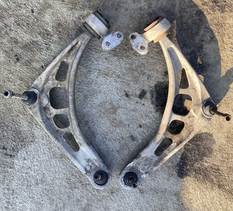 Носачи за Бмв Е46 в добро състояние