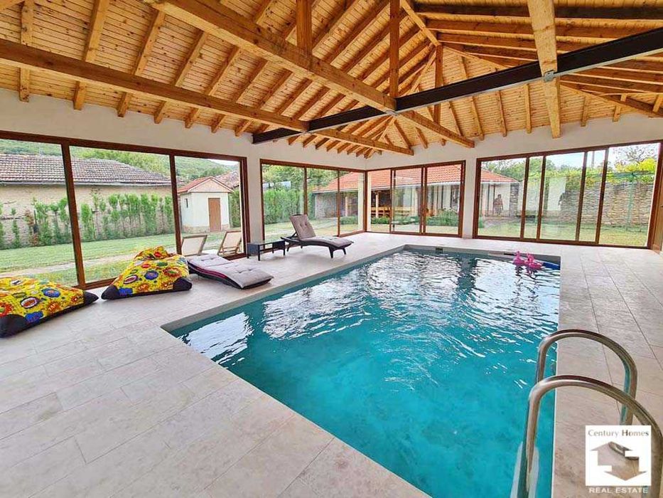 Продава се Къща в с. Шемшево, Област Велико Търново - 250 кв.м за 2240 €/кв.м - Снимка #13