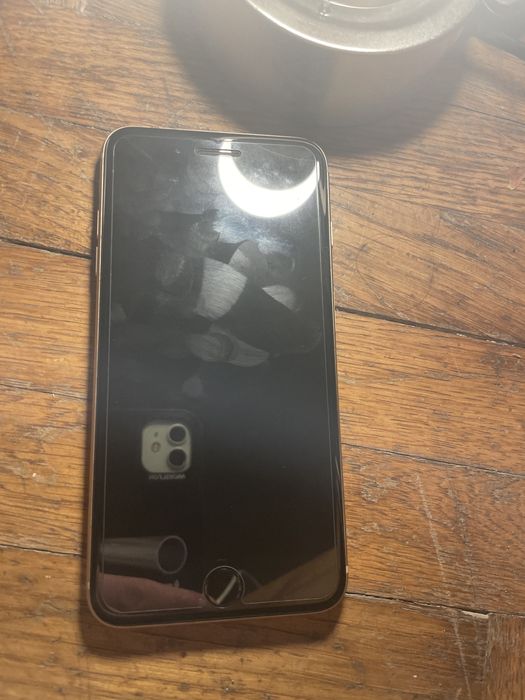 Vand iphone 8 plus capac spate spart