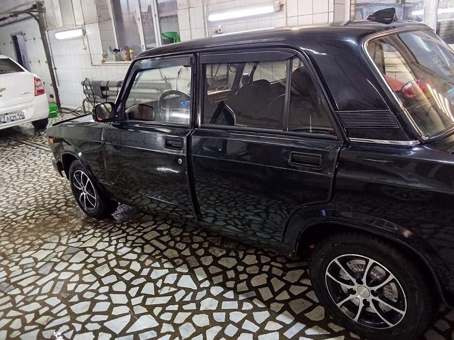 Продам машину Ваз Лада 2107