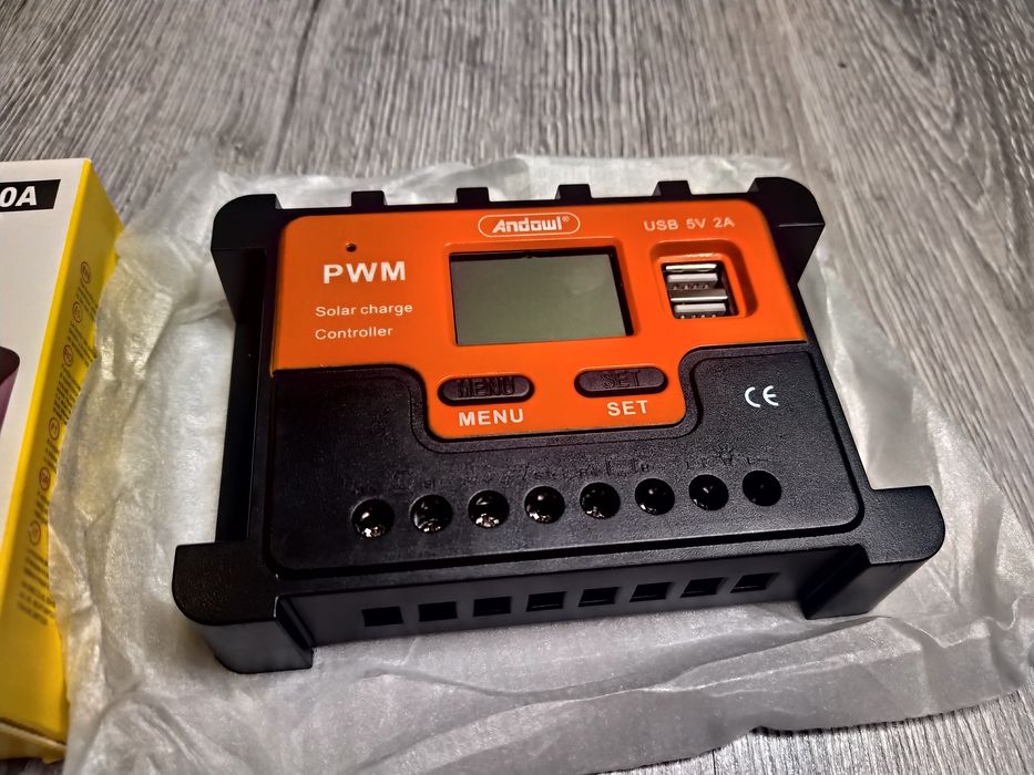 Regulator de încărcare solară Pwm 12v/24 Descărcare 30A,Camping