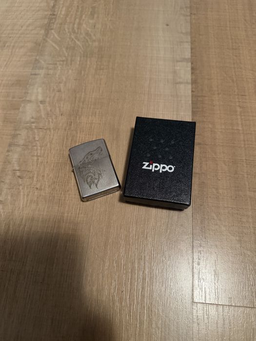 Bricheta Zippo gravata manual + accesorii