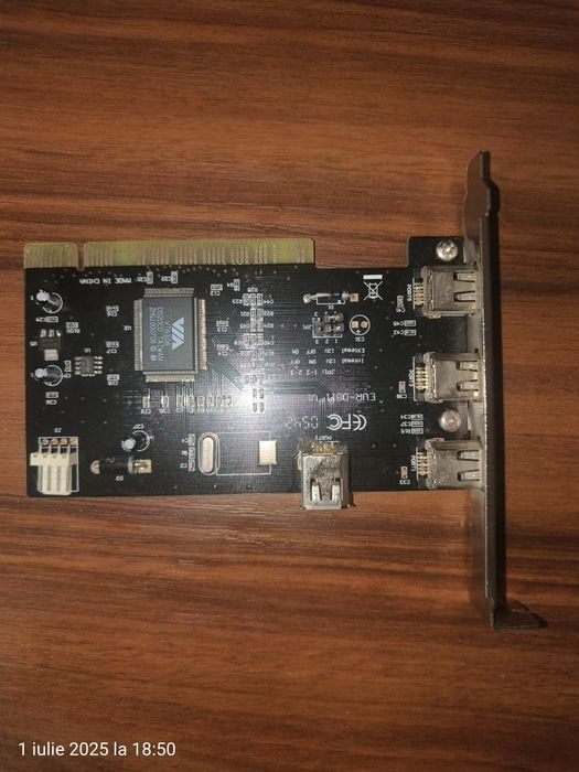 Placă PCI FireWire IEEE 1394 VIA VT6307 - 3 porturi externe + 1 intern