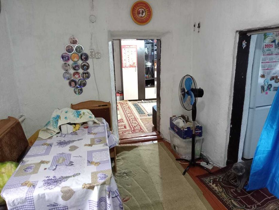 Продам дом с бассейном в центре СРОЧНО