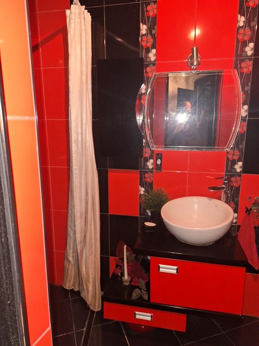 Продава се Тристаен апартамент в Велико Търново, Център - 90 кв.м за 1356 €/кв.м - Снимка #13