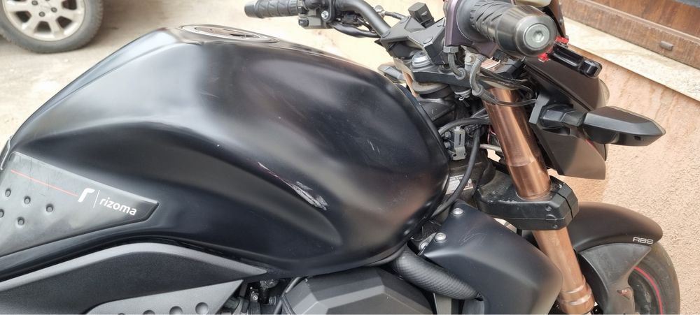 Kawasaki Z 750R, an 2011