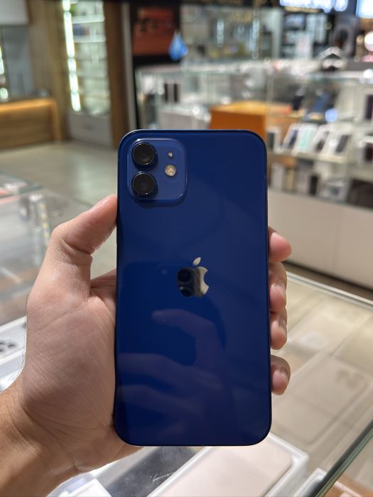 iPhone 12   64GB