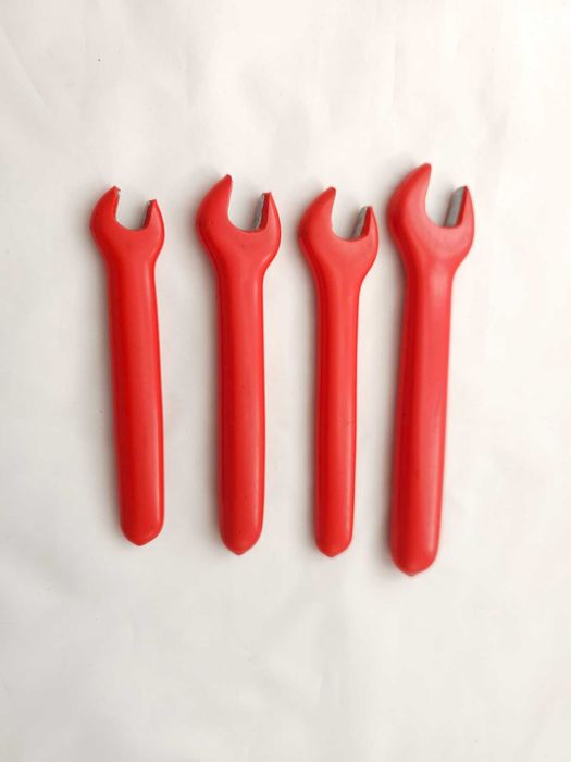 комплект гаечни ключове 4 бр. Knipex, 8-11-13-17, 1000 V, Германия