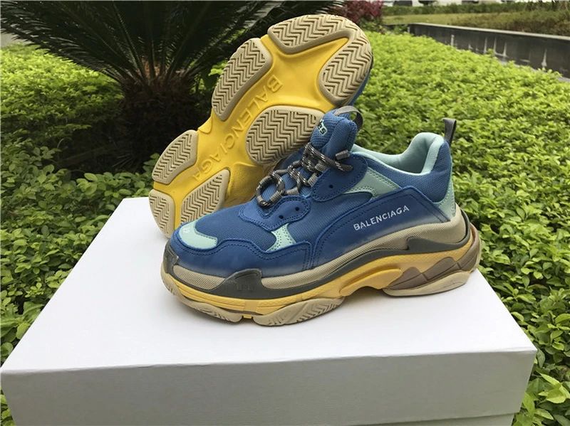 Balenciaga Triple S - Dark Grey/White/Grey