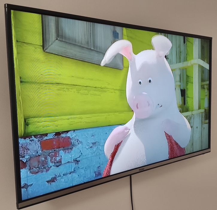 Большой смарт телевизор Haier