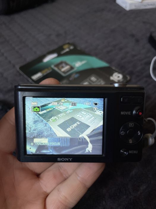 Aparat Foto Digital SONY Cyber-Shot Steadyshot DSC-W810 Black 20.1 MP