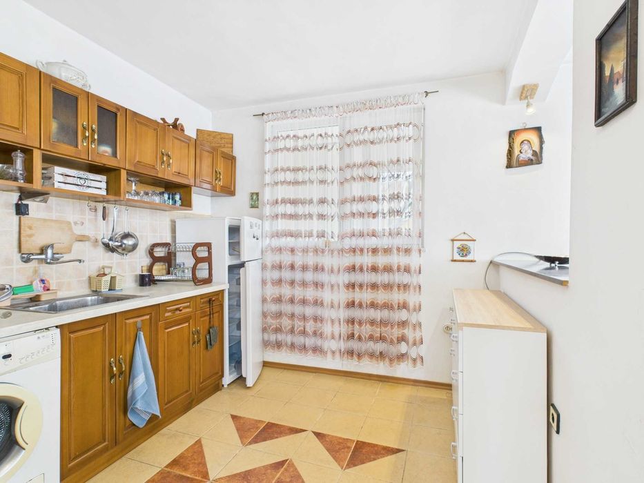 Продава се Къща в Годеч - 290 кв.м за 1363 €/кв.м - Снимка #17