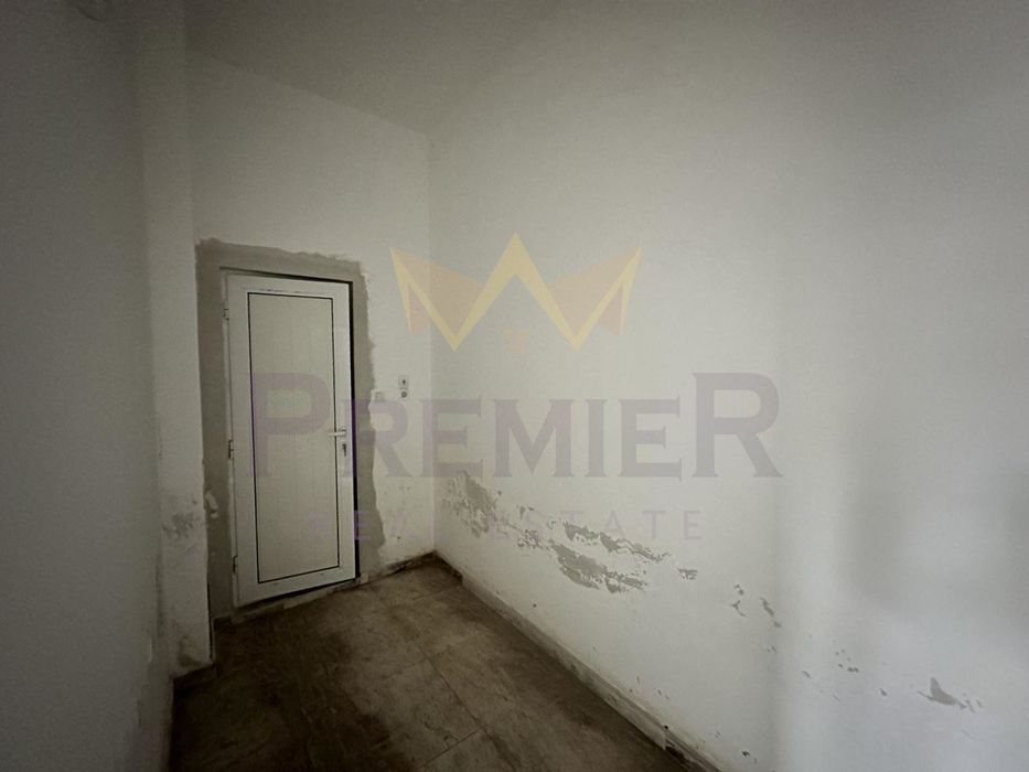 Продава се Магазин в Поморие - 37 кв.м за 1217 €/кв.м - Снимка #6