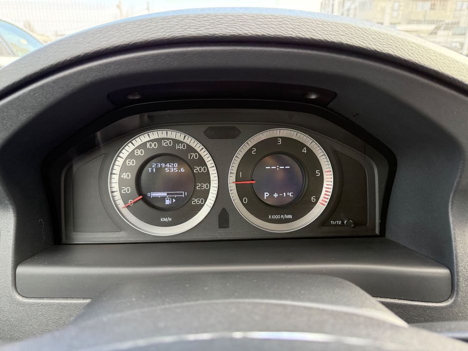 Volvo S80 4000 avans si 3000 in 3 luni rate